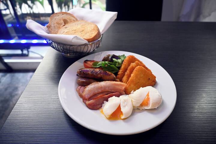 Breakfast/Coffee Service 48 of 64