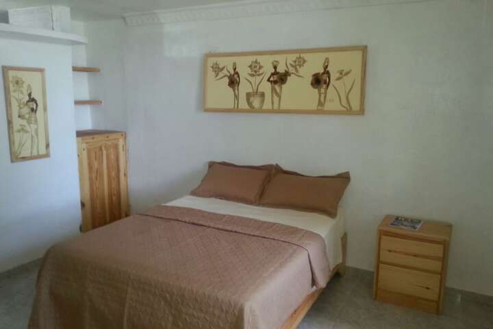 Room 7 of 48