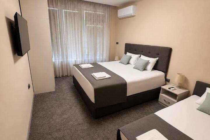 Hotel Ponti