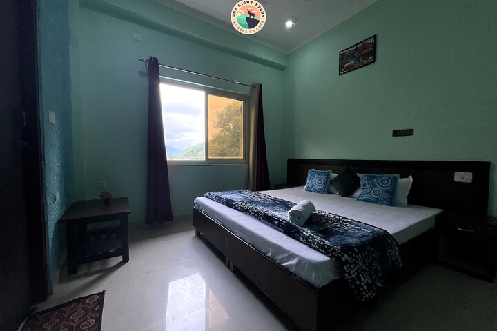 Room 22 of 60