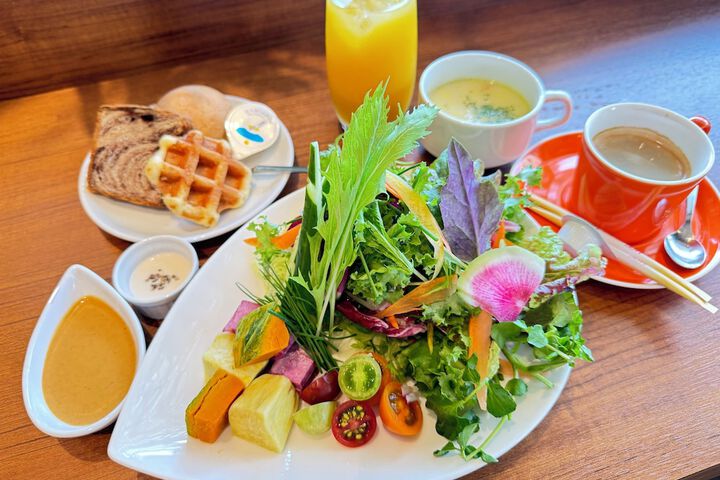 Breakfast/Coffee Service 95 of 113