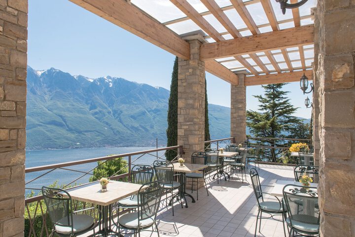 Terrace/Patio 47 of 51
