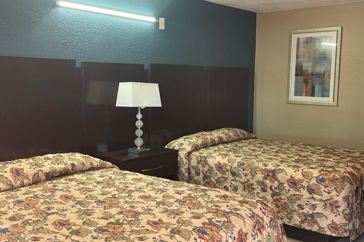 Room 3 of 13
