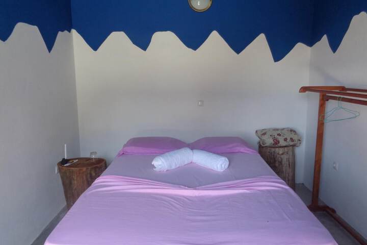 Room 8 of 46