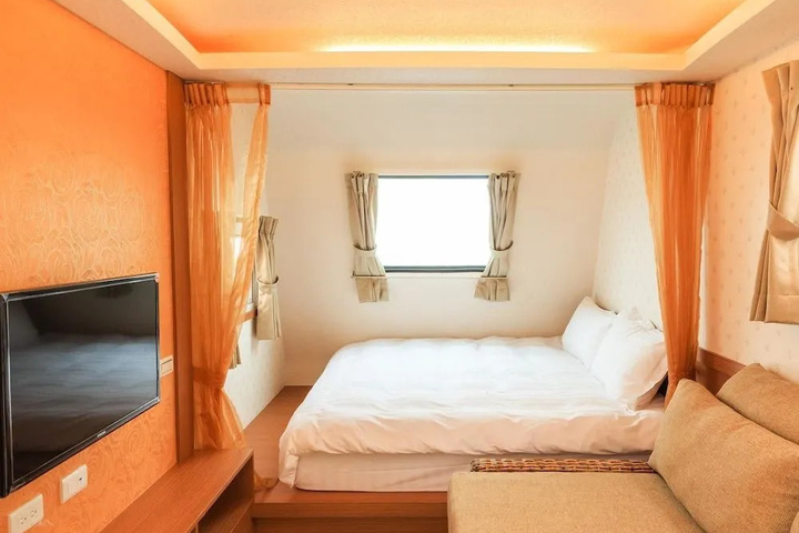 guest_rooms