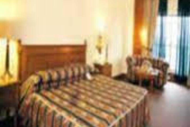 Crown Plaza Lahore