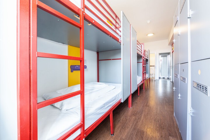 Room 19 of 45