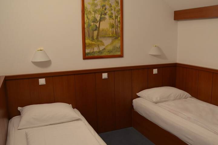 Room 15 of 101