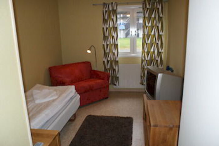 Room 11 of 21