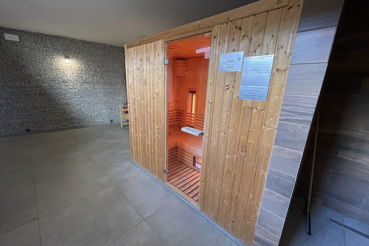 Hotel 106 of 110