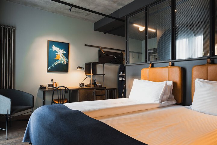 Room 21 of 87