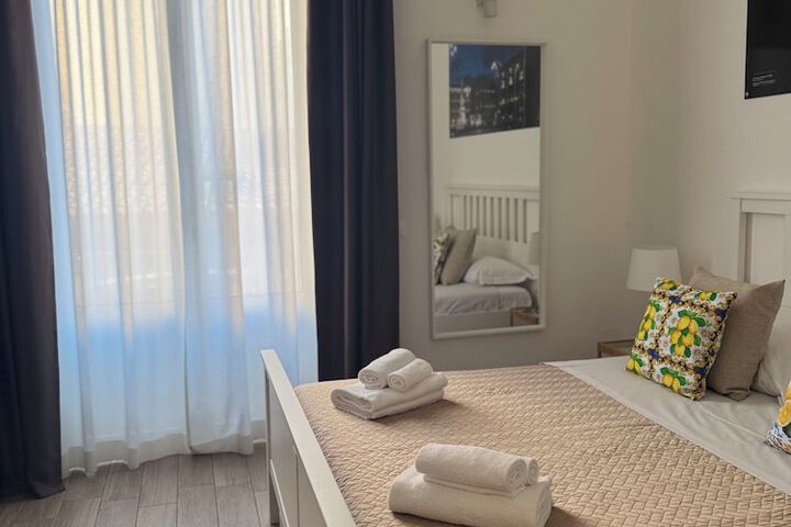 Room 12 of 36