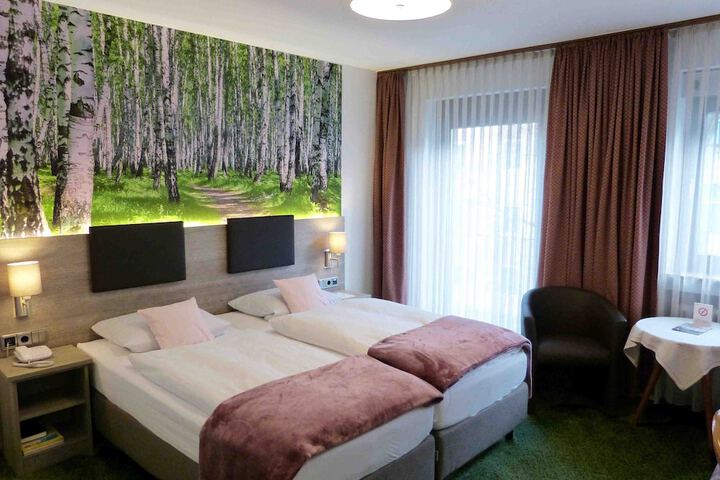 Room 14 of 50