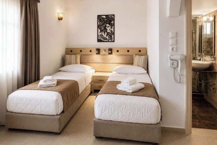 Room 47 of 112
