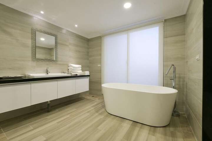 Room 35 of 41