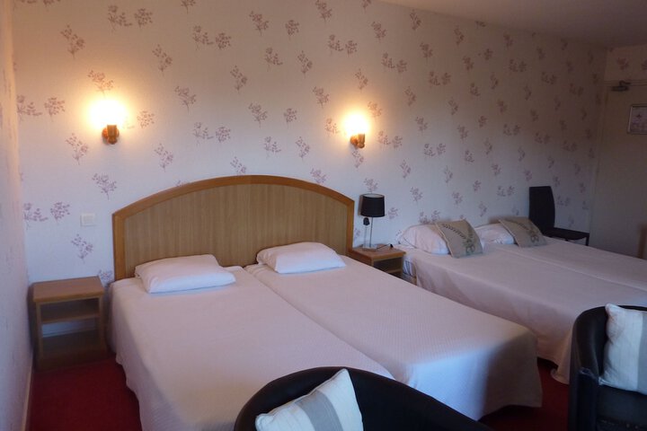 Room 34 of 61