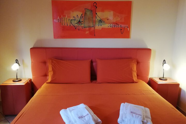 Room 10 of 66