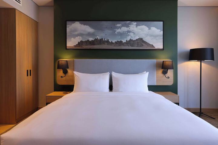 Room 40 of 223