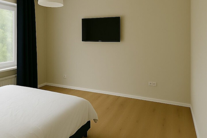 Room 7 of 25