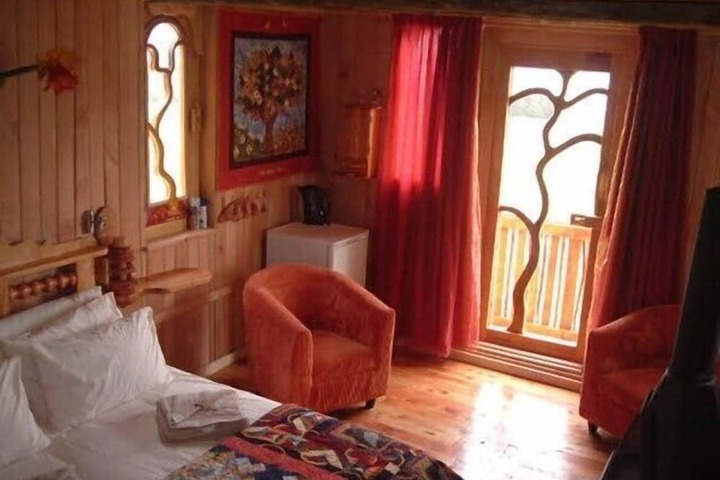 Room 31 of 61