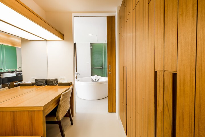 Room 17 of 128