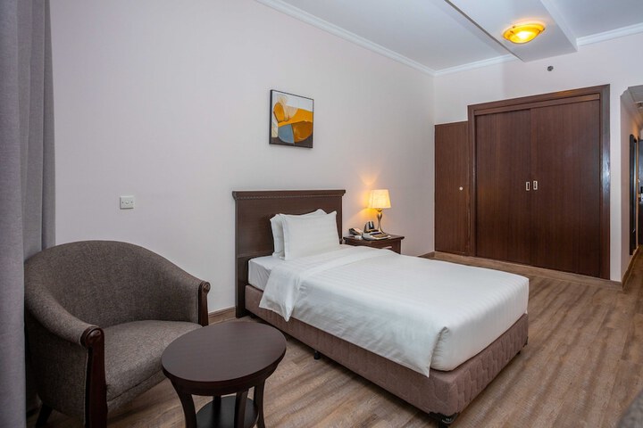 Room 14 of 46