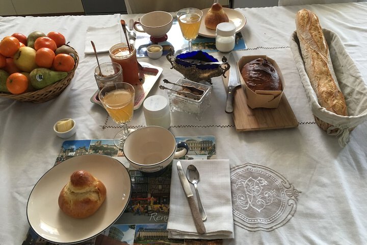 Breakfast/Coffee Service 30 of 46