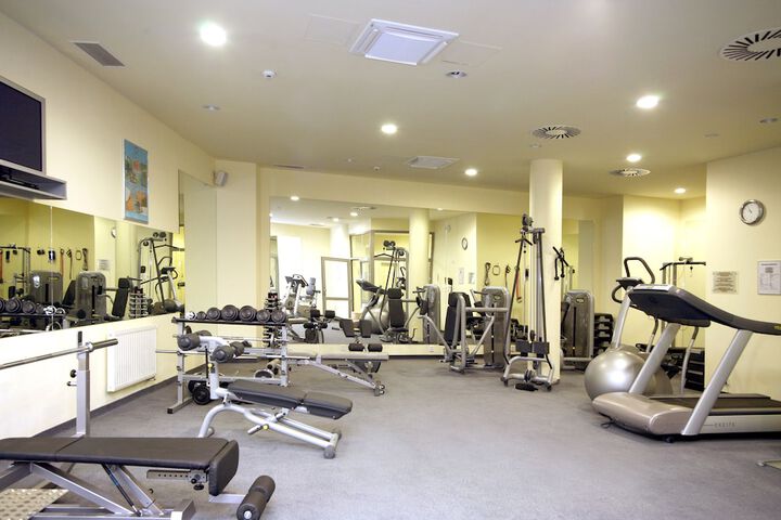 Health and Fitness 60 of 97