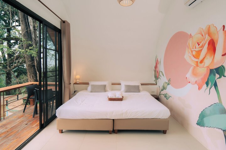 Room 50 of 140