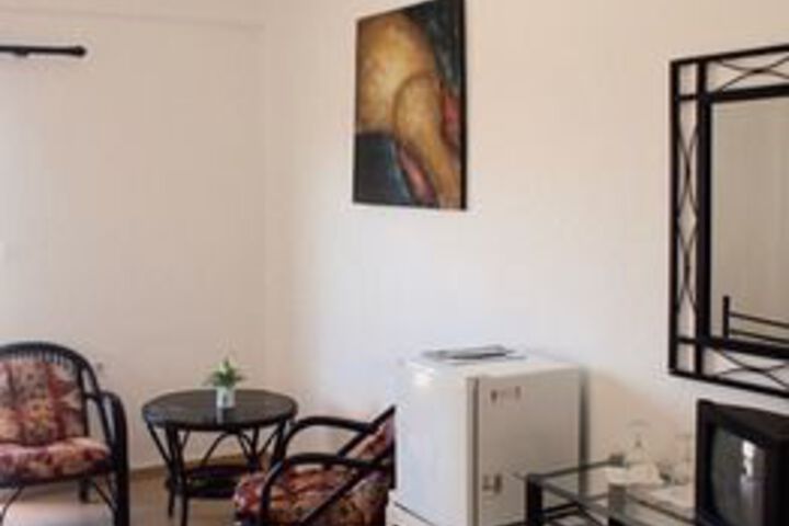 Room 15 of 29