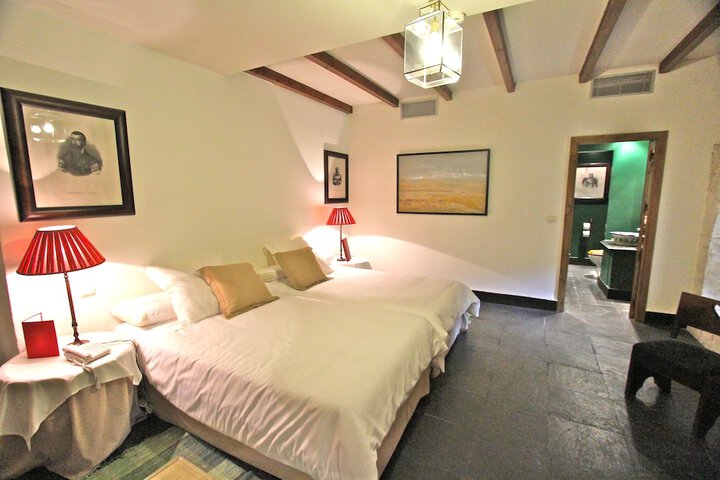 Room 13 of 51