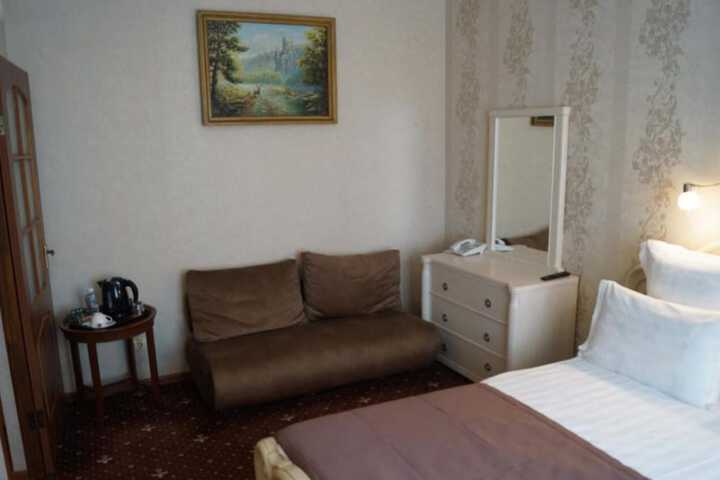 Room 21 of 47