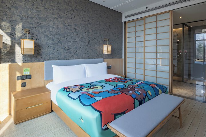 Room 43 of 132