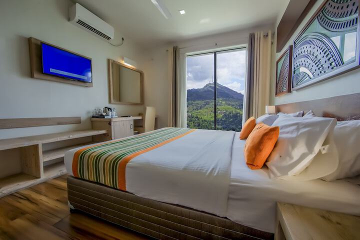 Room 10 of 54