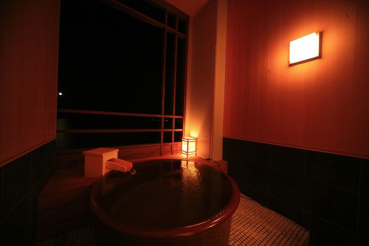 Room 57 of 80