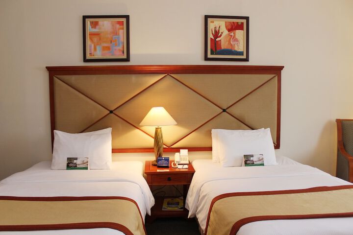Room 5 of 21