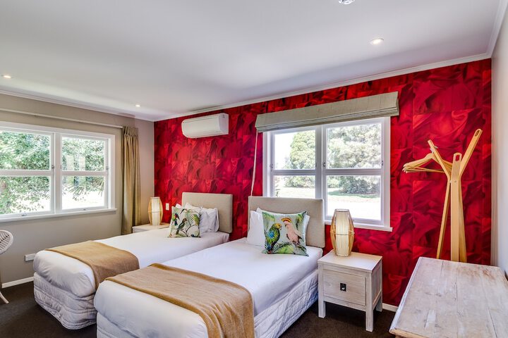 Room 5 of 26