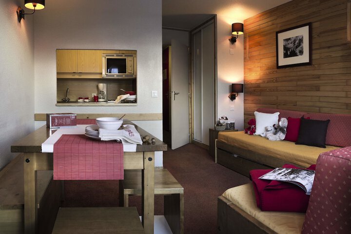 Room 13 of 19
