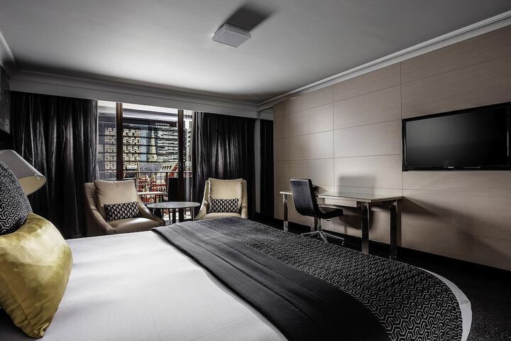 Room 26 of 145