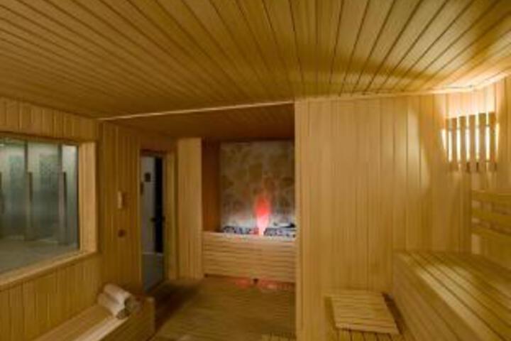Spa 5 of 23