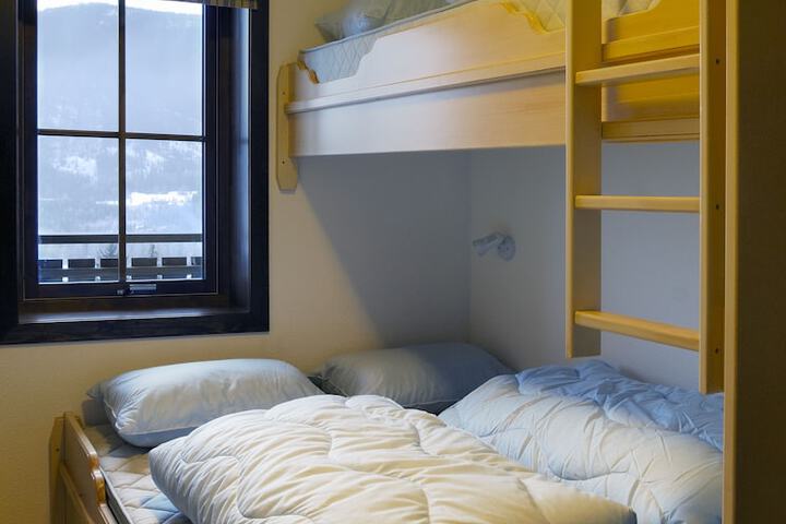 Room 3 of 69