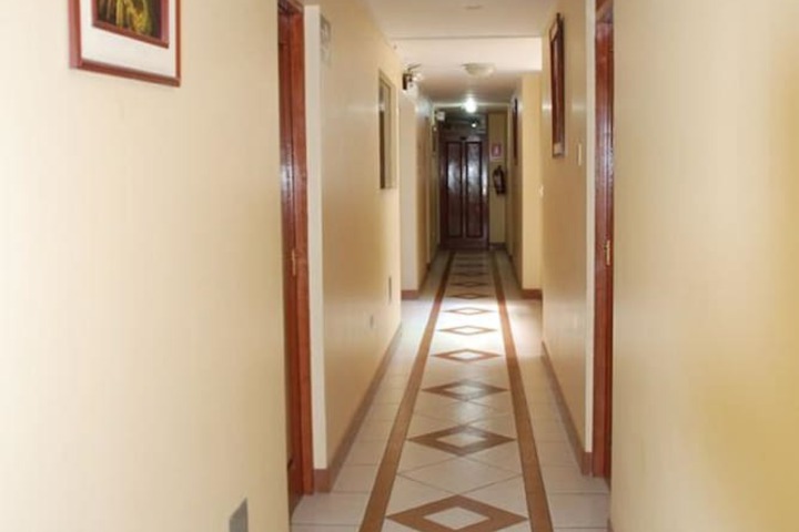 Ballroom/Hall 28 of 28