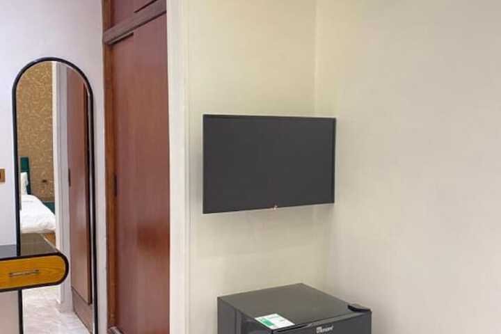 Room 45 of 74