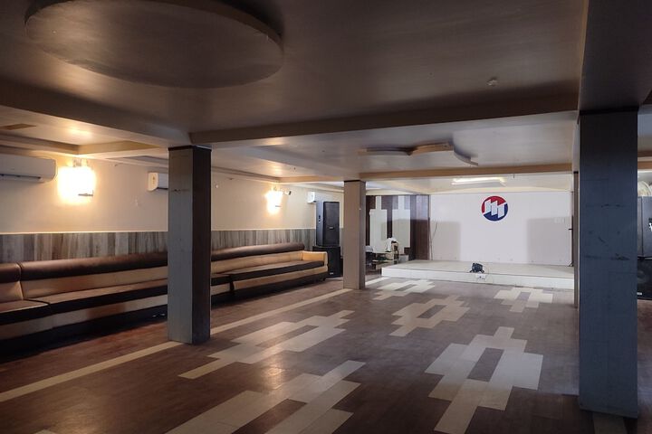 Ballroom/Hall 57 of 64
