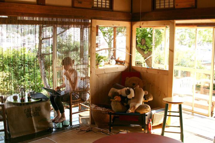 Entrance & Lobby