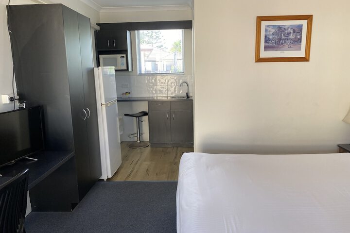 Room 6 of 41