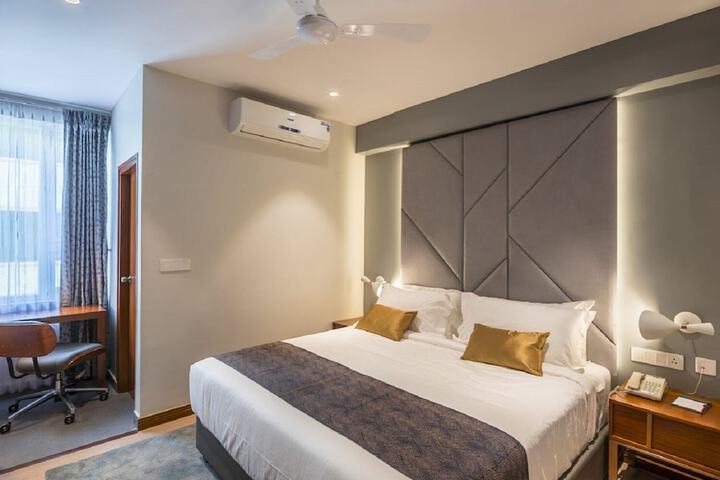Room 7 of 23