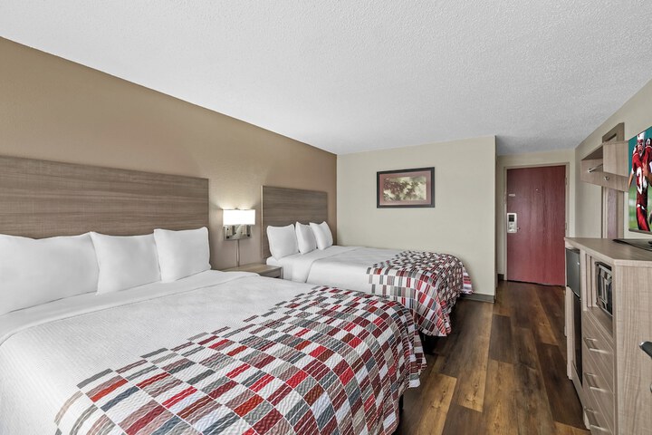 Room 9 of 36