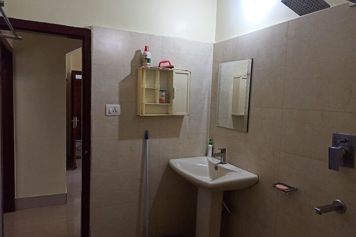 Room 29 of 39