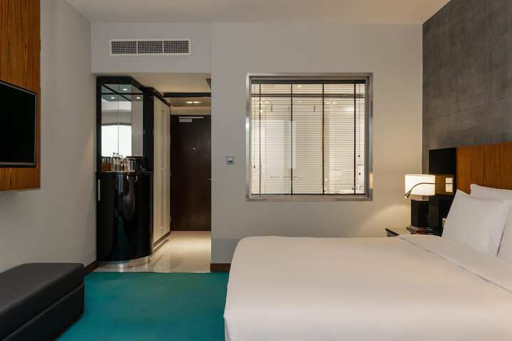 Room 19 of 134